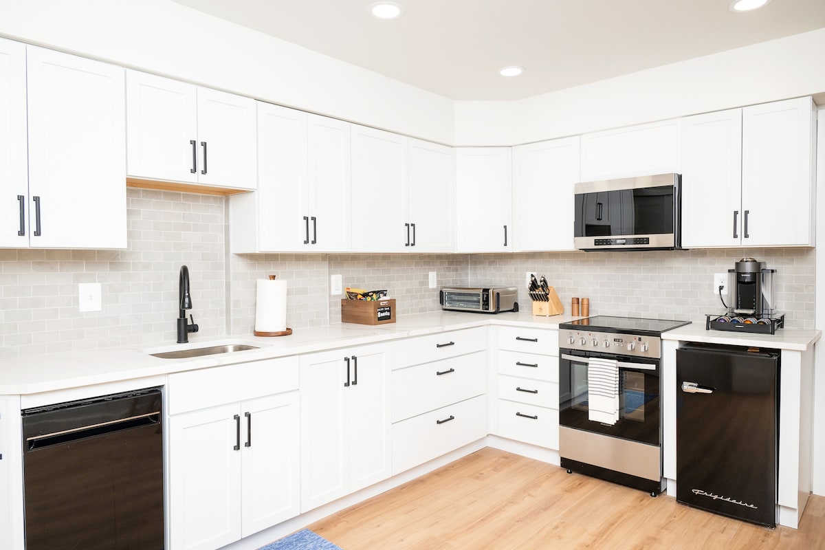 Full kitchen with modern appliances